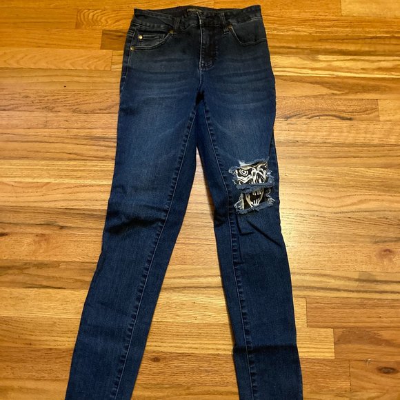 Lurking Class by Sketchy Tank Jeans - Picture 1 of 4